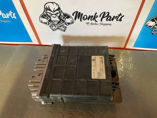 ECU Centralita motor VOLKSWAGEN GOLF III GTI 037906025A