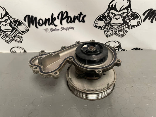 Bomba agua AUDI 3.0 TDI 059121008