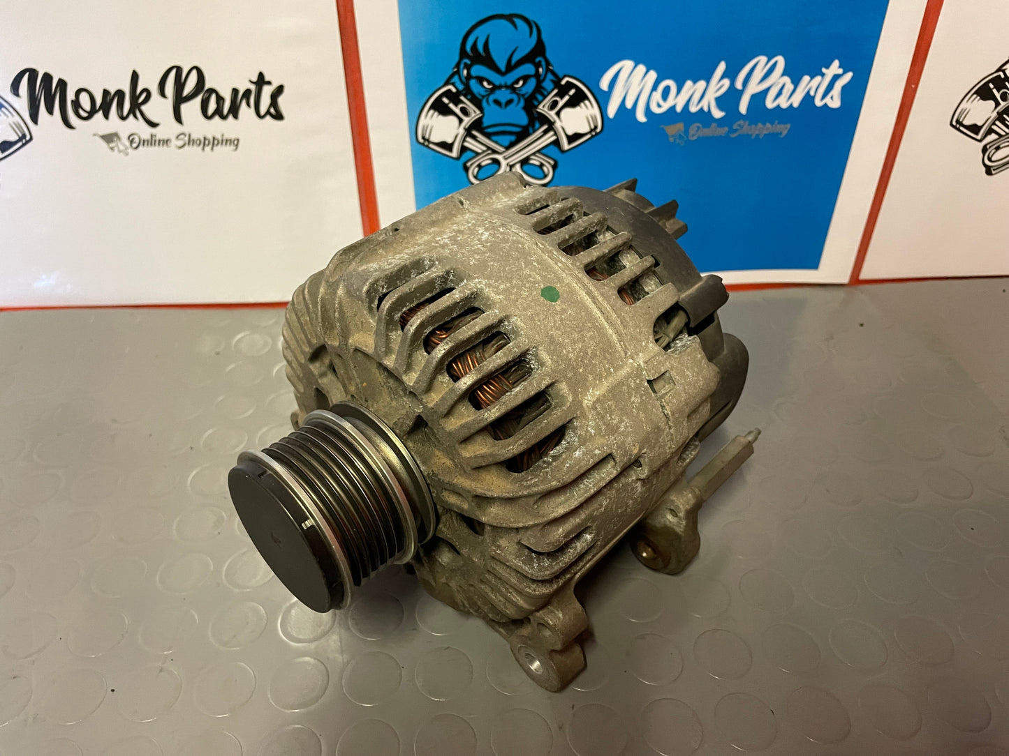Alternador Audi A3 8P , Volkswagen Golf V , Seat Leon 06F903023C