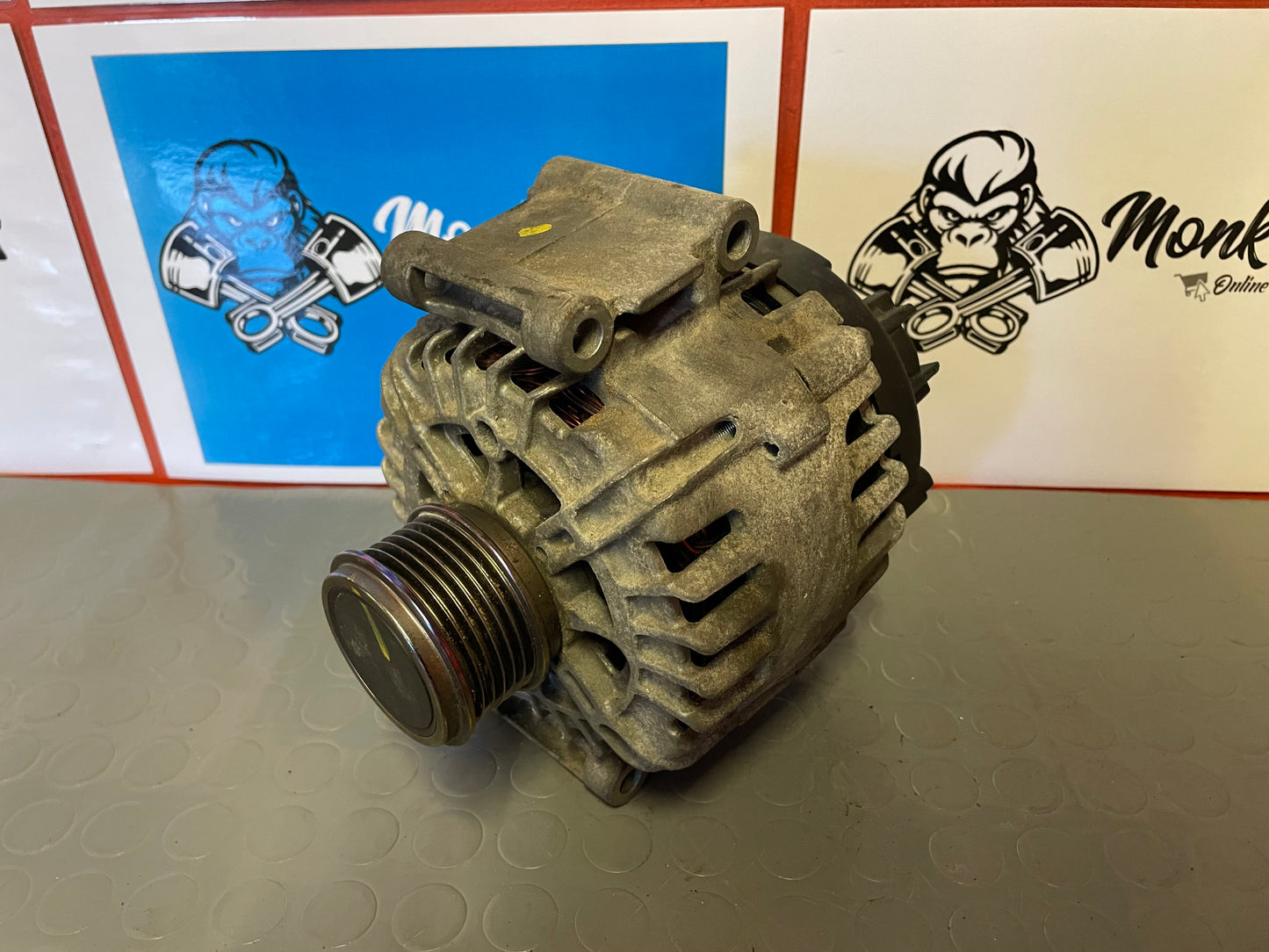 Alternador AUDI S3 y Volkswagen Golf VII 7 GTI 2.0 TFSI 06J903023D