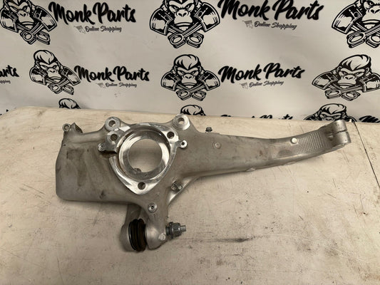 Mangueta delantera derecha TESLA MODEL 3 1044316-00-E , Original