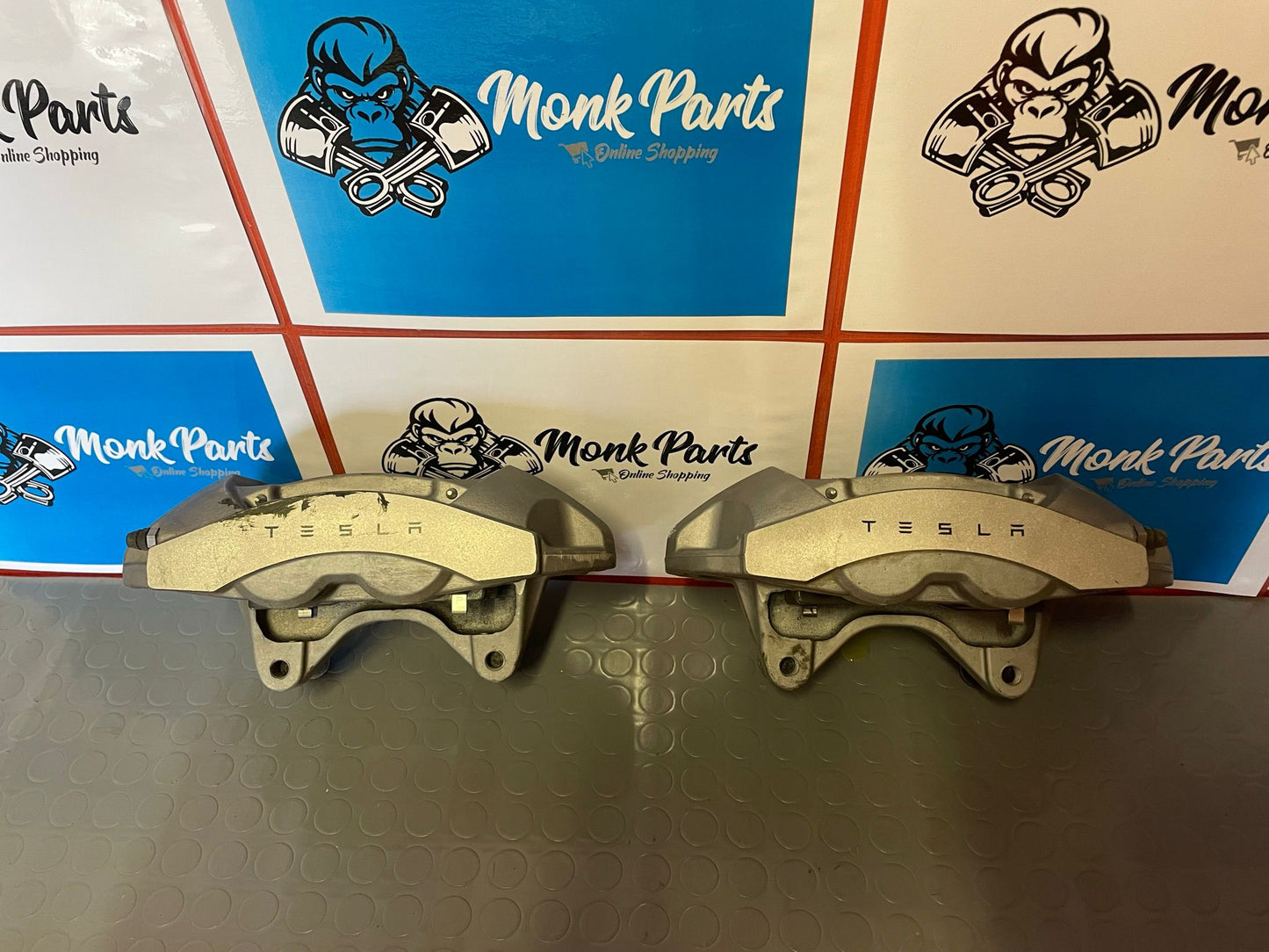 Pinzas freno Brembo Tesla Model 3 Originales 1044621-00-F 1044622-00-F