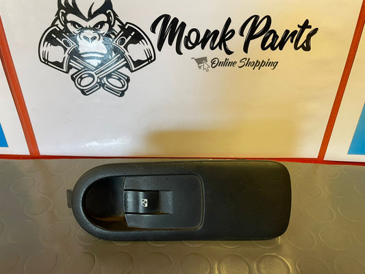 Mando elevalunas delantero derecho RENAULT SCENIC II 156013740
