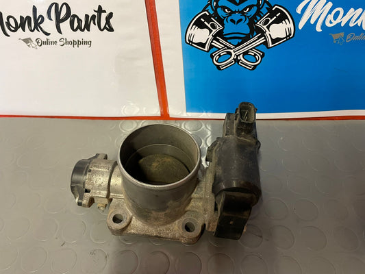 Mariposa admision TOYOTA HILUX 2.2 192300-2010