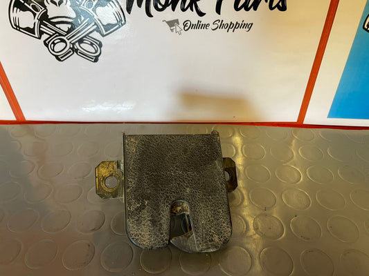 Cerradura maletero VOLKSWAGEN GOLF IV 4 1J6827505B