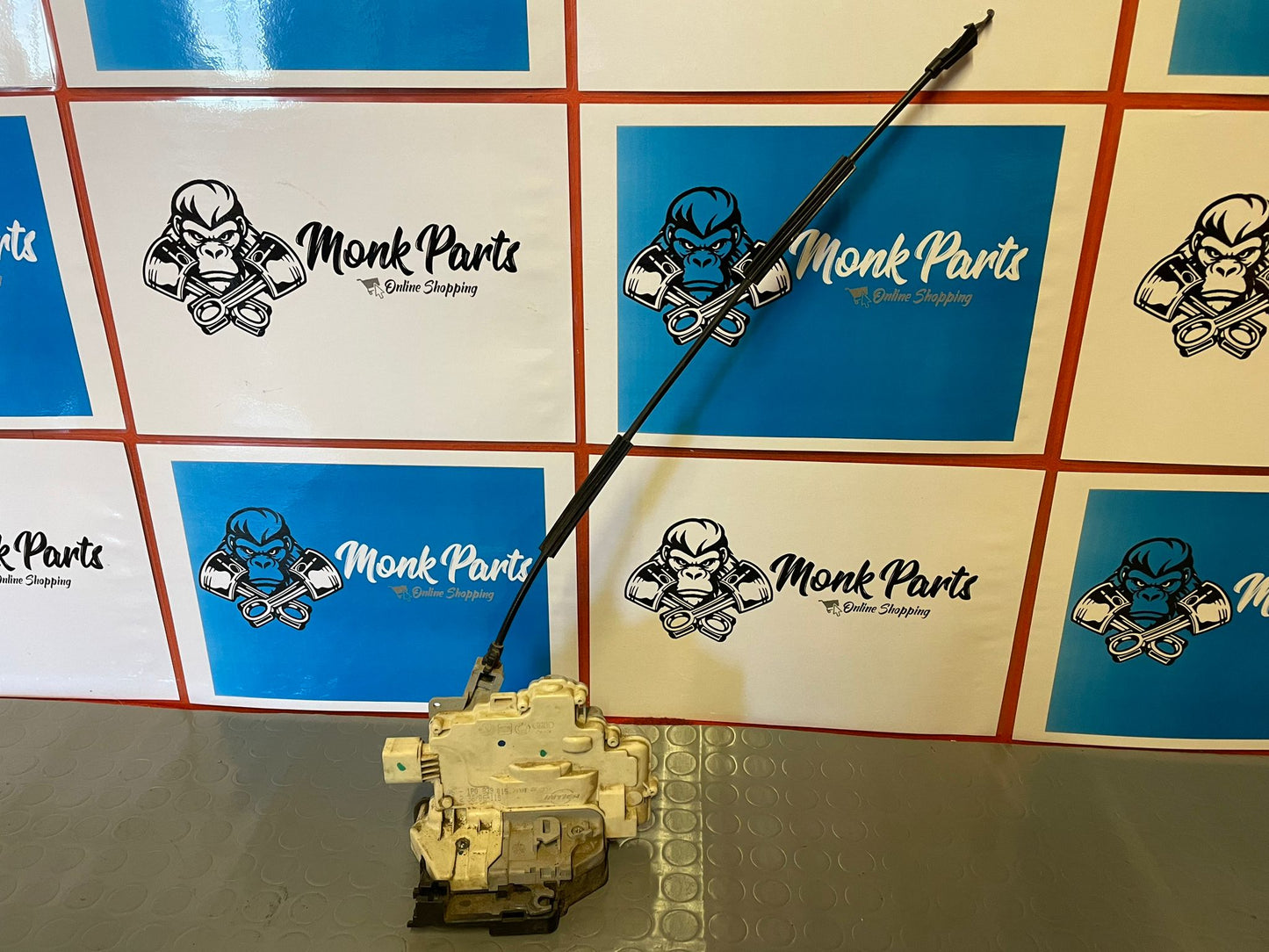 Cerradura trasera izquierda SEAT LEON 2 1P0839015