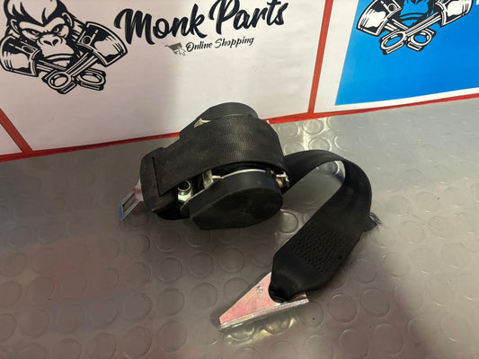 Cinturon trasero izquierdo SEAT LEON 2 1P0857805C