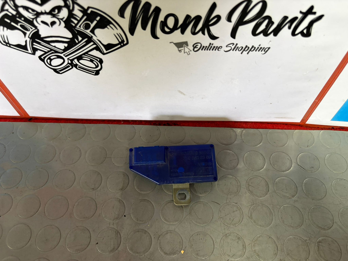 Antena MERCEDES G W463 2108202389