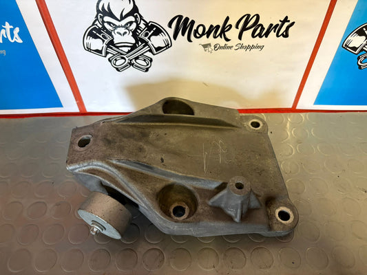 Soporte motor BMW 530D F10 F11 2211 6777623-04