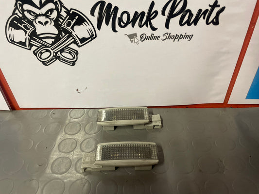 Luz techo VOLKSWAGEN PASSAT B5 3B0947113 (precio unidad)