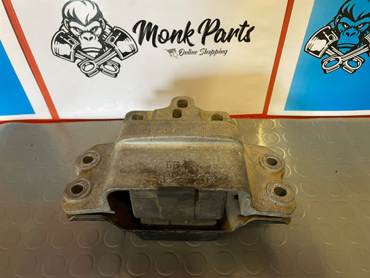 Soporte motor izquierdo VW PASSAT 2.0 TDI 3C0199555
