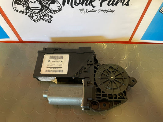 Motor elevalunas delantero derecho PORSCHE CAYENNE y VW TOUAREG 3D1959794E