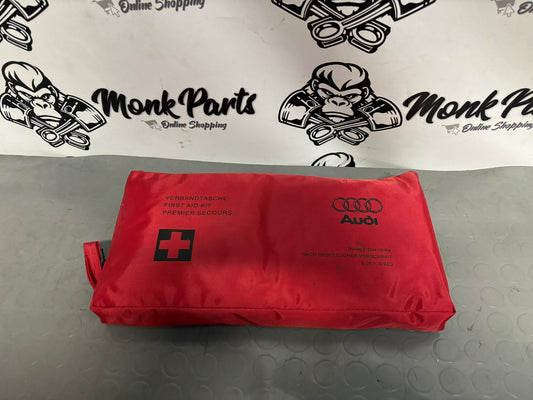 Botiquín AUDI A6 C5 4B0860281