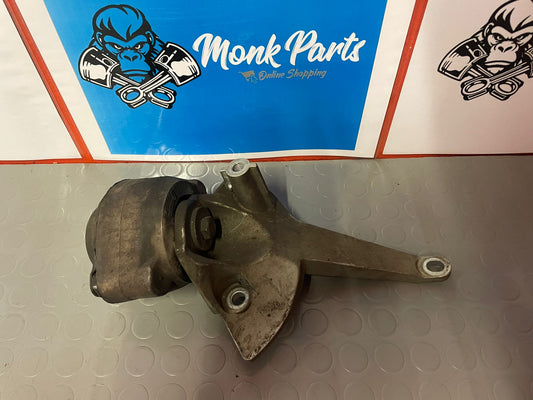 Soporte cambio AUDI RS6 C5 4B3399113G