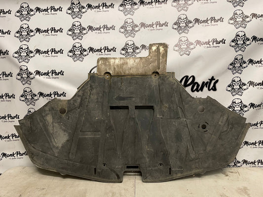 Protector inferior AUDI A8 D2 4D0863823L