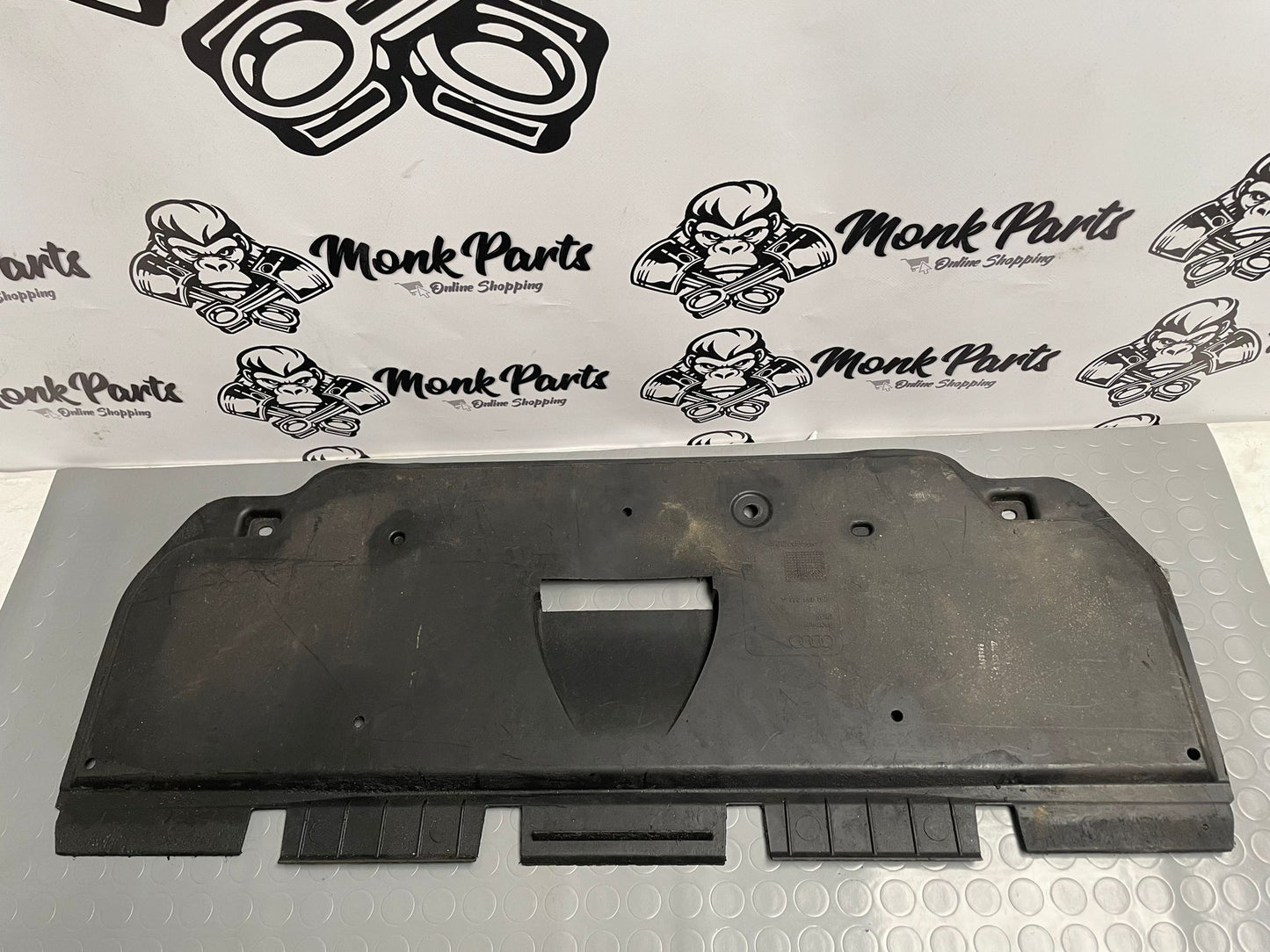 Protector inferior AUDI A6 C6 4F0863822A