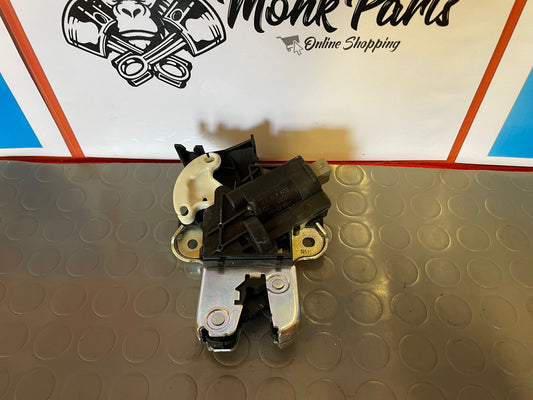 Cerradura maletero AUDI A4 A6 4F5827505D