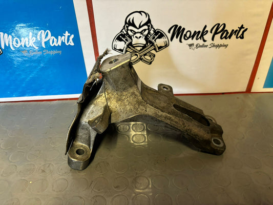 Soporte motor derecho AUDI A6 C7 3.0 4G0199308E