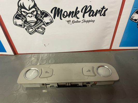 Luz trasera techo AUDI A6 C6 4L0947111B