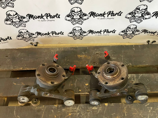 Manguetas suspension traseras AUDI A6 C5 ALLROAD 2.5 4Z7435A 4Z7436A (PRECIO UNIDAD)