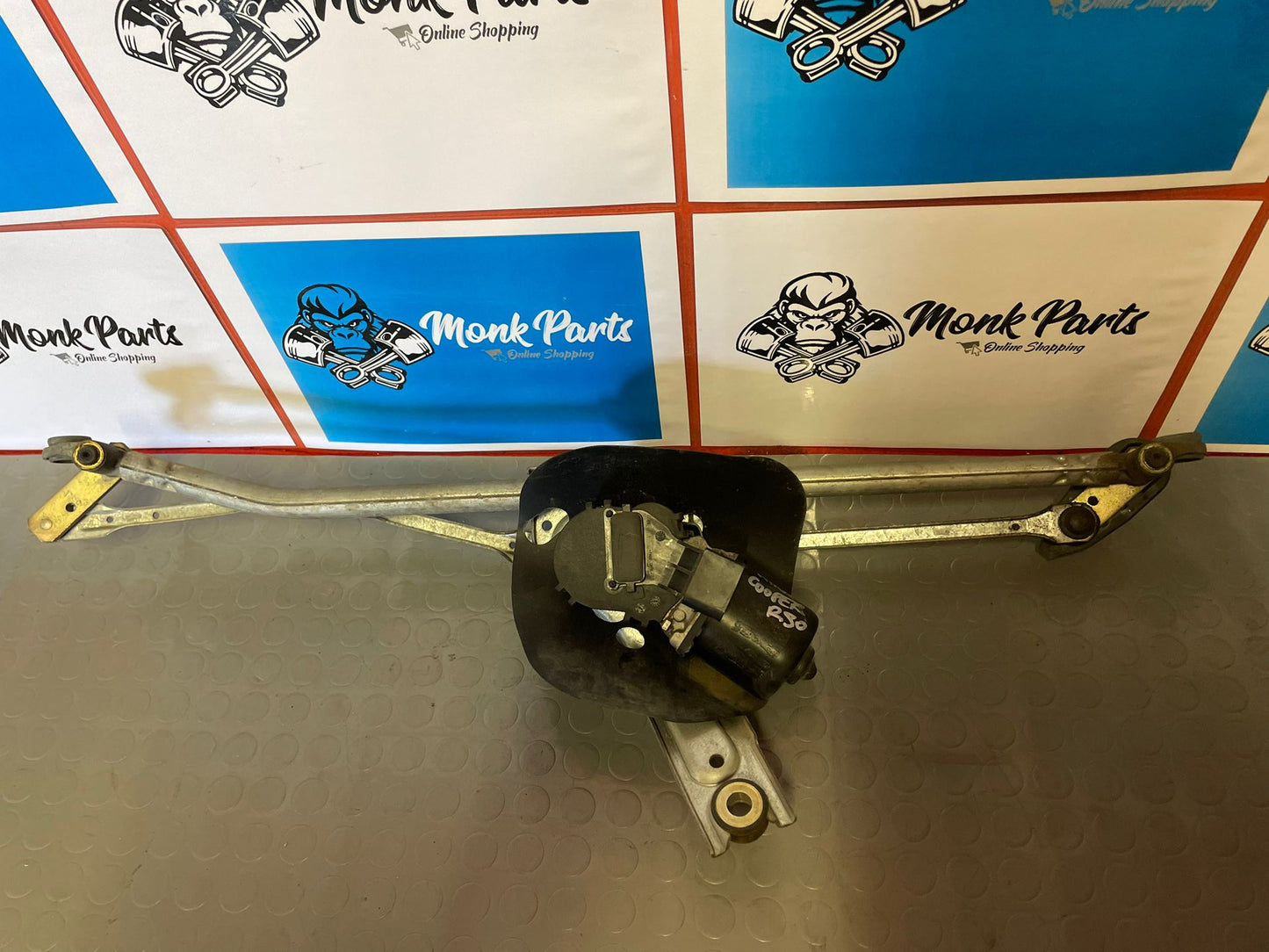 Motor limpia MINI R50 R53 54517611 8229128