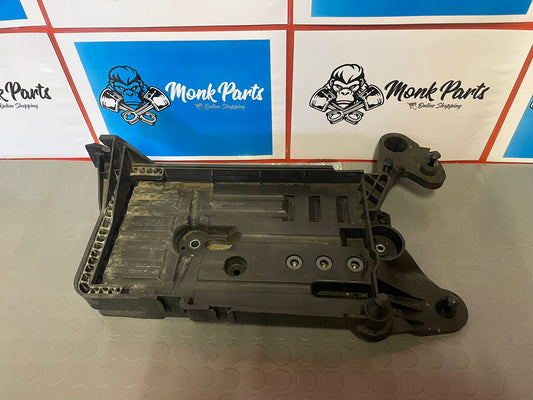 Soporte bateria VOLKSWAGEN GOLF VII 7 5Q0915331K