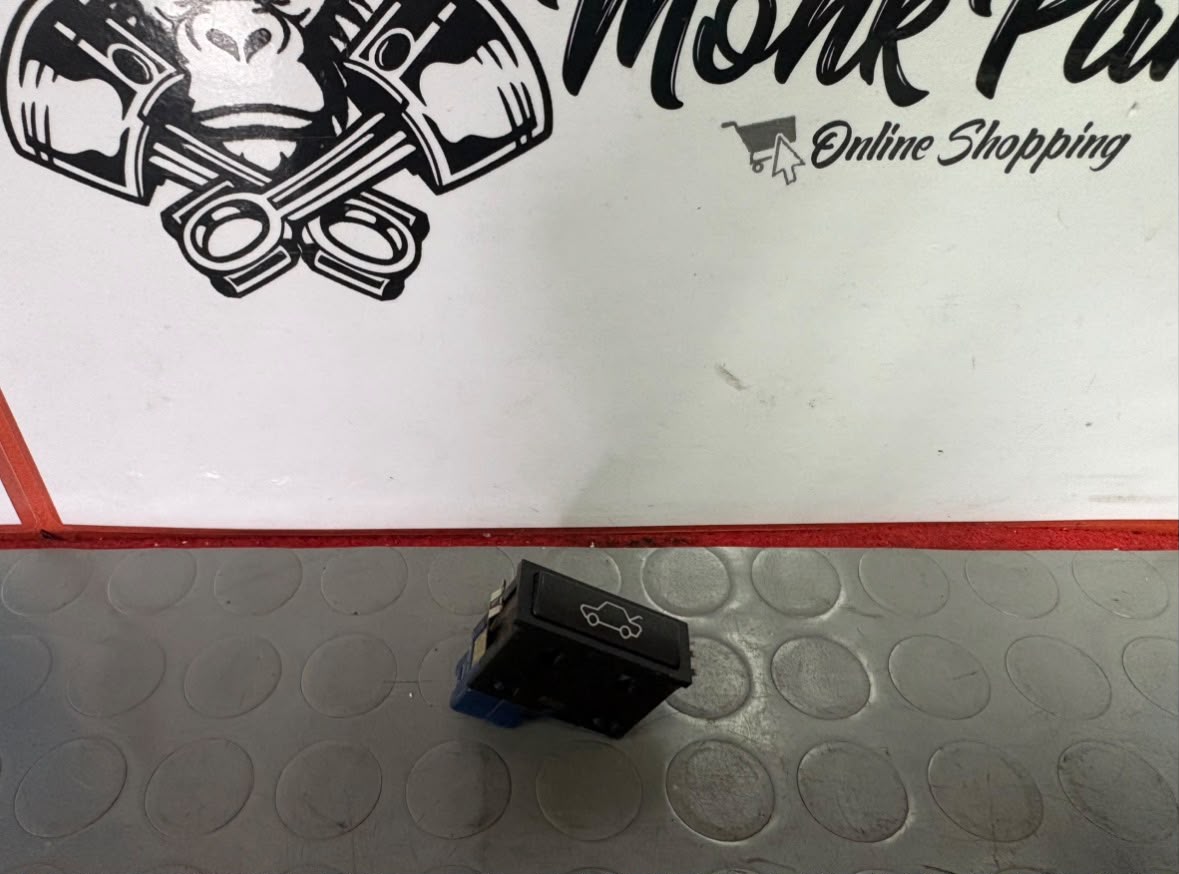 Interruptor apertura maletero BMW Z4 E85 E86 61.31-8365579