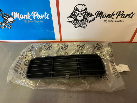 Tapa derecha paragolpes VW POLO 6K5853666A , NUEVA