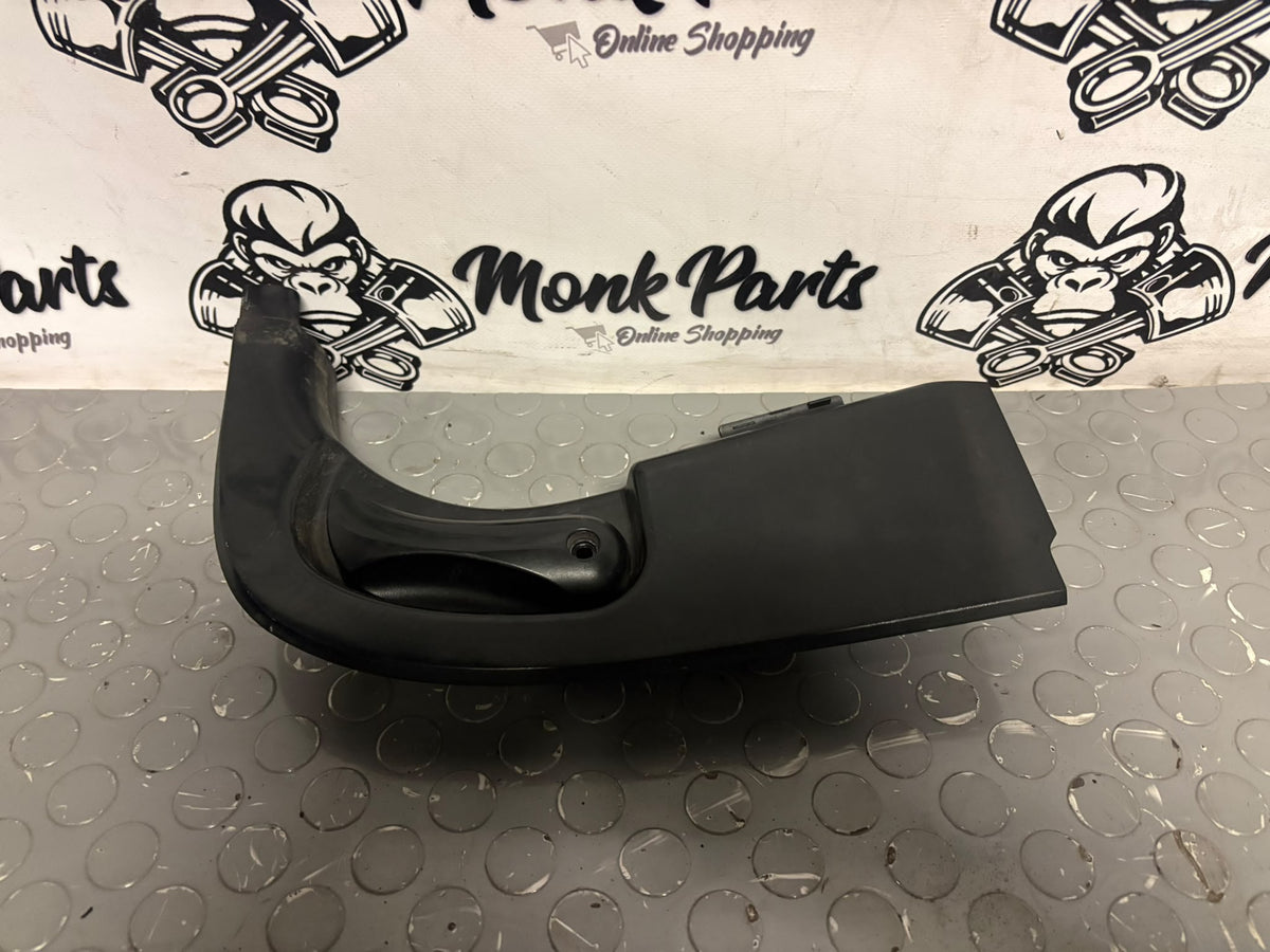 Moldura inferior izquierda BMW SERIE 5 E60 E61 7025029