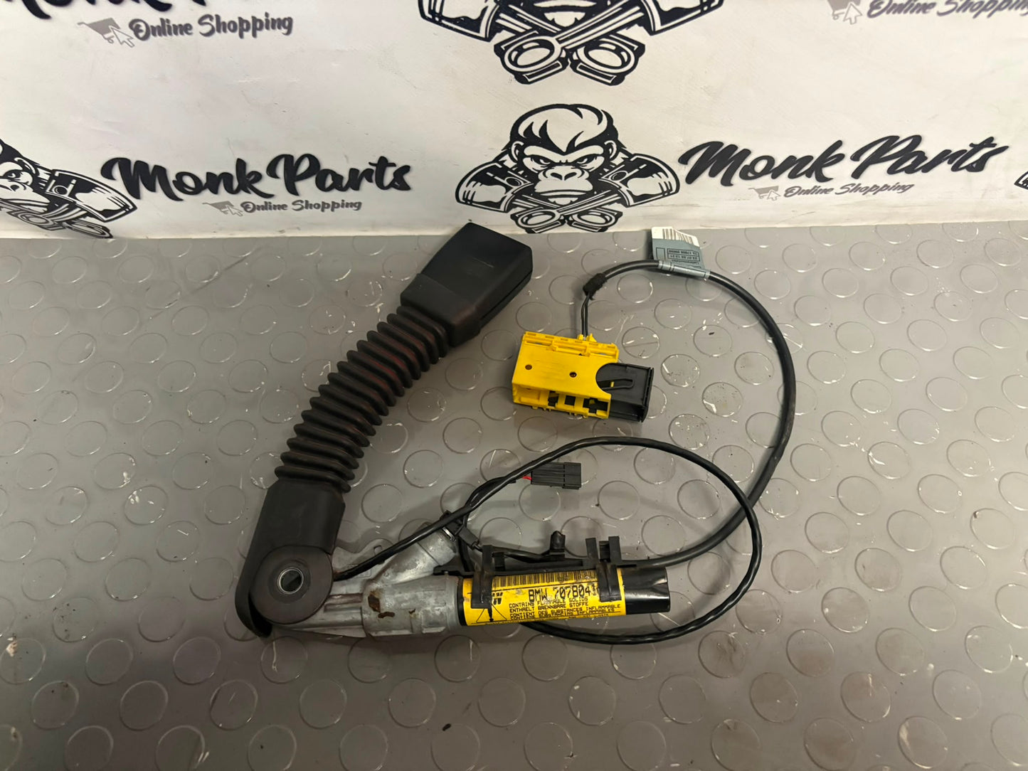 Pretensor izquierdo cinturón BMW Z4 E85 E86 7078041-01