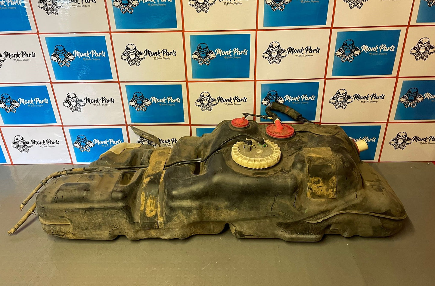 Deposito combustible TOYOTA LAND CRUISER J15 150 77111-35410