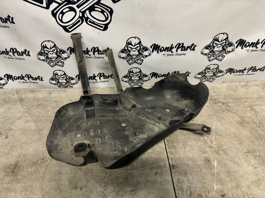 Protector deposito VW TOUAREG y PORSCHE CAYENNE 7L0201974