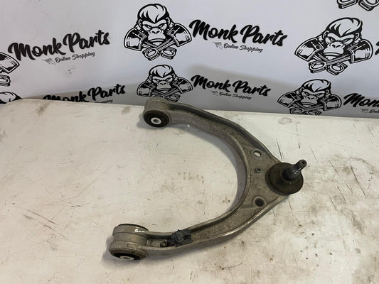 Brazo suspension superior izquierdo VW TOUAREG 7L0407047A