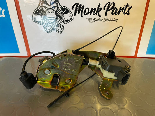 Cerradura maletero VOLKSWAGEN TOUAREG 7L0827506D