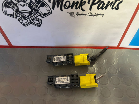 Sensor impacto PORSCHE CAYENNE 7L0909606D (precio unidad)