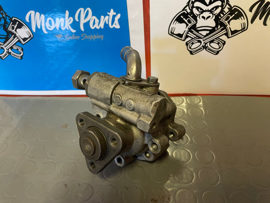 Bomba direccion AUDI Q7 7L8422154