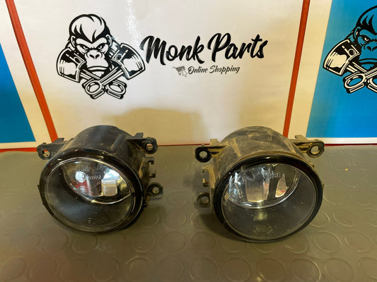 Faros antiniebla RENAULT LAGUNA III 8200074008 (precio unidad)