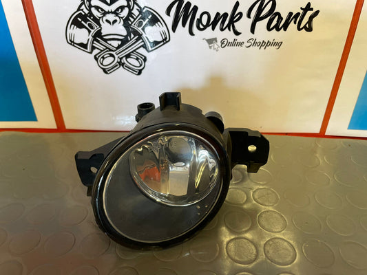 Faro antiniebla derecho RENAULT LAGUNA II y CLIO II 89201789