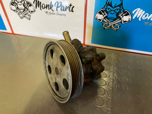 Bomba direccion AUDI A4 B6 B7 8E0145153D