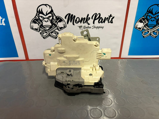 Cerradura trasera derecha AUDI A4 A5 Q5 8K0839016