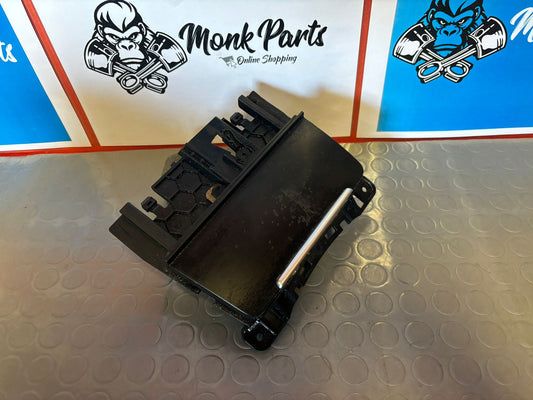 Cenicero AUDI A4 B8 8K0857951