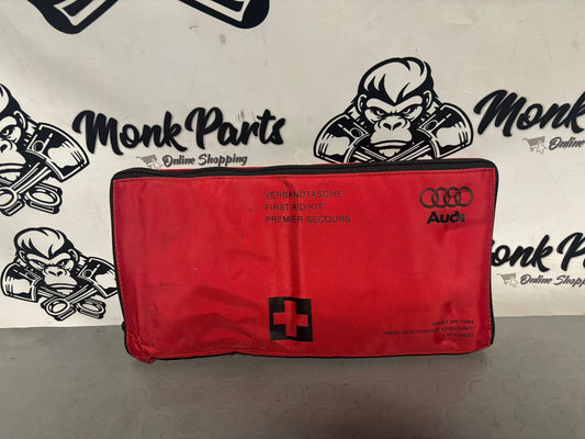 Botiquin AUDI A4 B8 8K0860282