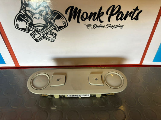 Luz trasera techo AUDI A4 B8 8T0947111AT