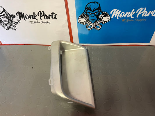 Entrada derecha paragolpes AUDI RSQ3 8U 8U0807795