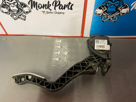 Potenciometro acelerador PEUGEOT 208 9671433880