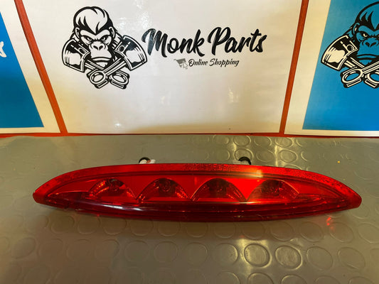 Tercera luz freno PEUGEOT 208 9674309080