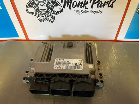 ECU Centralita motor PEUGEOT 208 9805947580