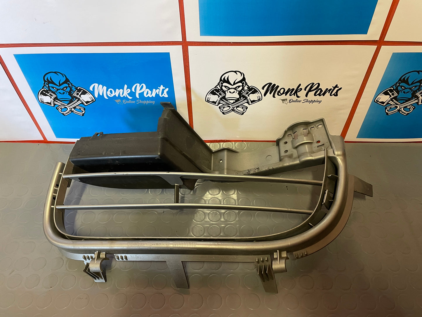 Rejilla izquierda paragolpes PORSCHE BOXSTER 987 98750555300 987.505.553.00