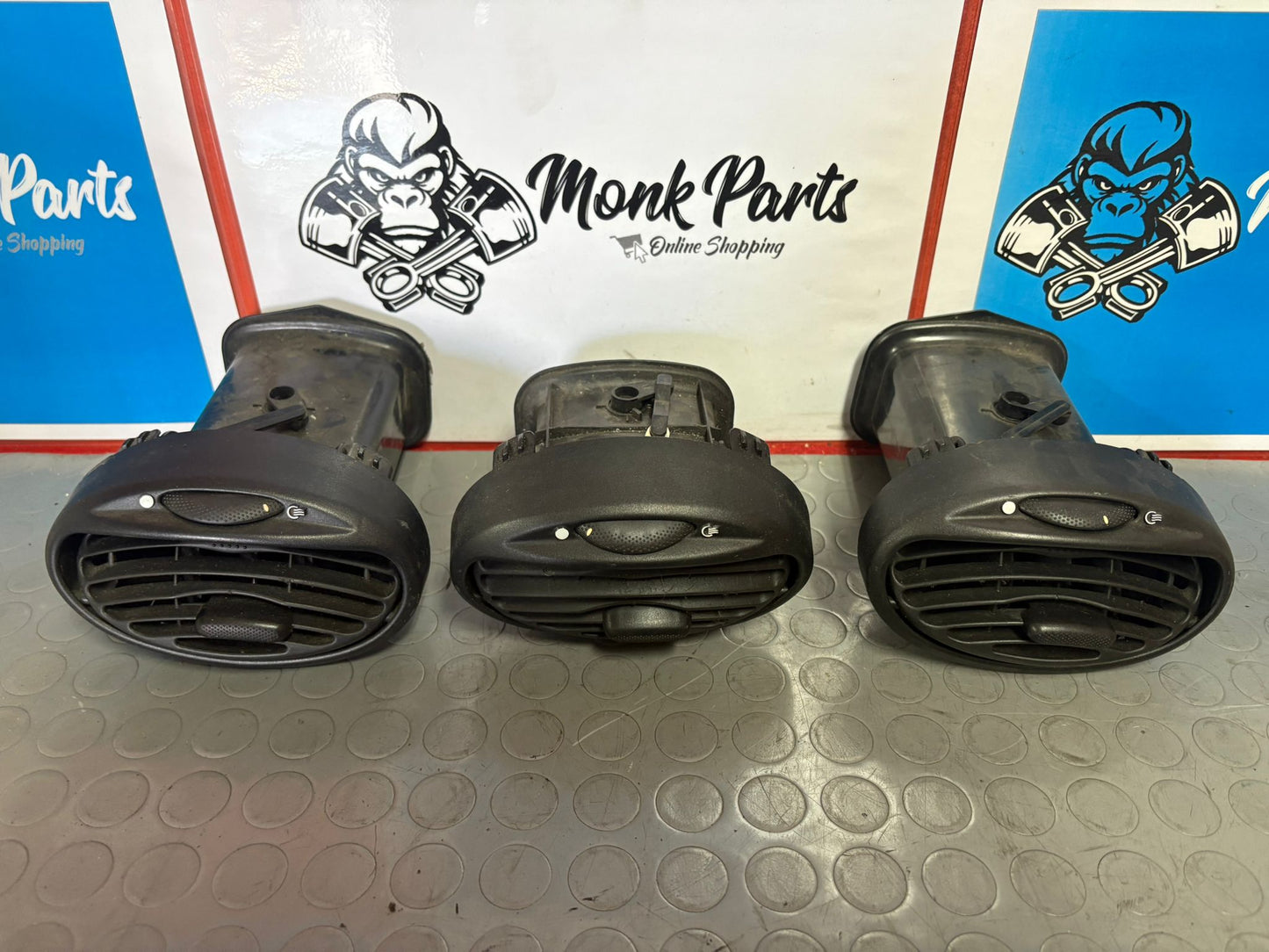 Aireadores FORD FOCUS MK1 98AB19893