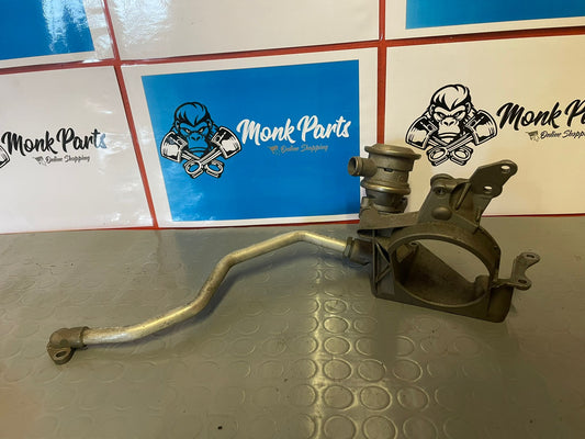 Soporte bomba secundaria PORSCHE 911 997 9971131371R 997.113.137.1R